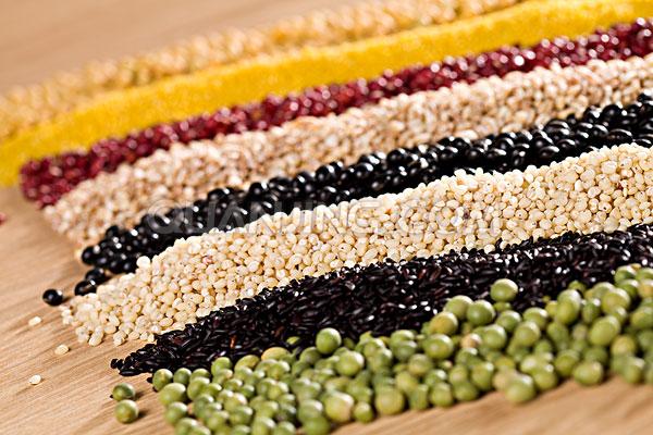 有機(jī)食品、綠色食品與無(wú)公害農(nóng)產(chǎn)品的區(qū)別